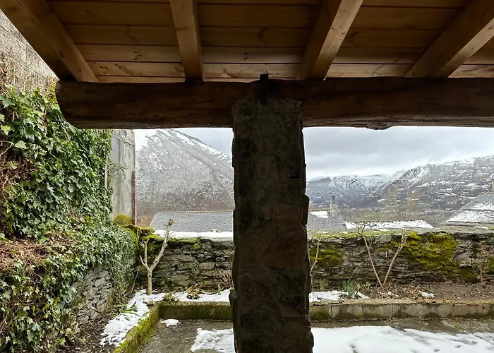 La Casa Del Maestro Rabanal